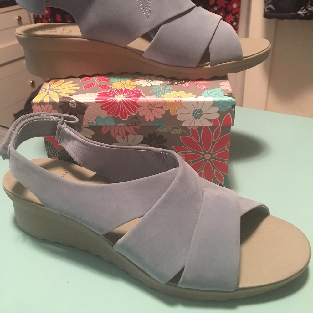 Clarke's Cloud Stepper  Wedge Sandals